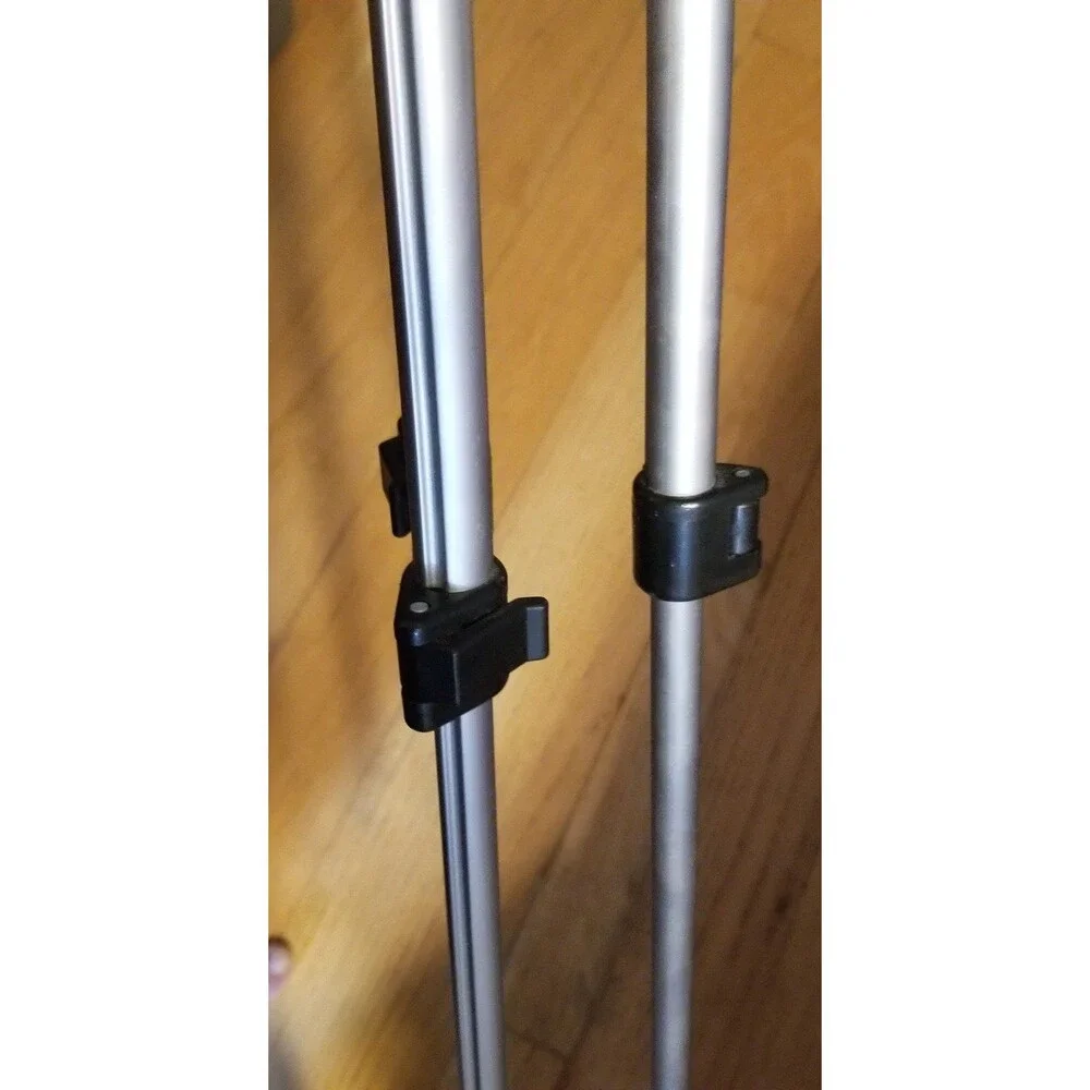 Adjustable aluminum Tripod approximately 39